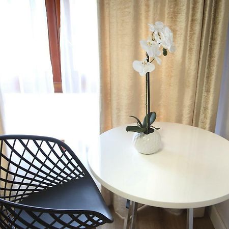 Hostal La Carrasca Monzón Zewnętrze zdjęcie