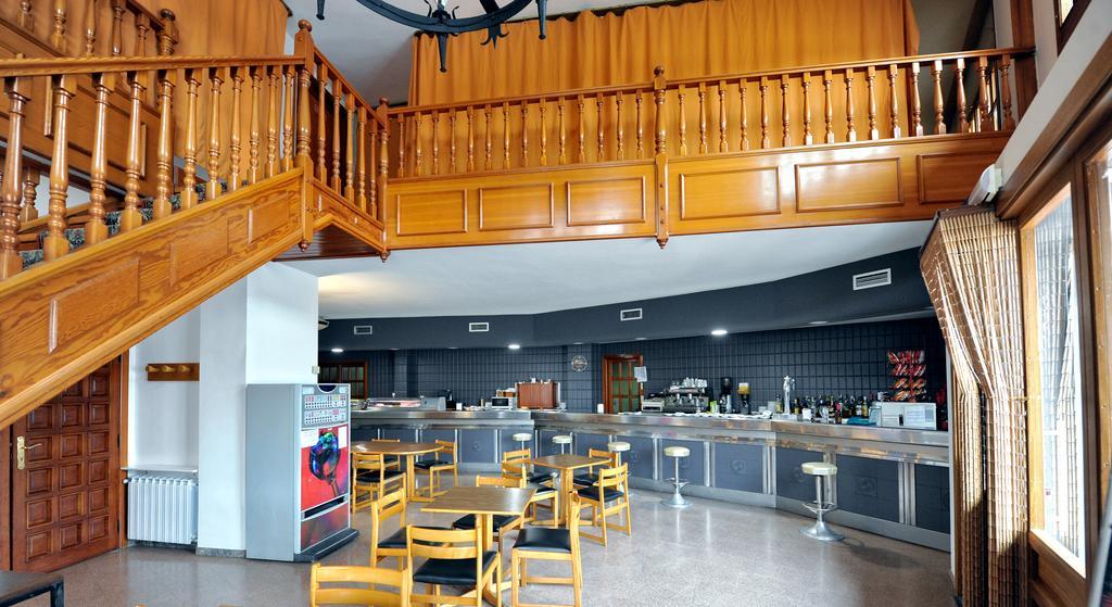 Hostal La Carrasca Monzón Zewnętrze zdjęcie